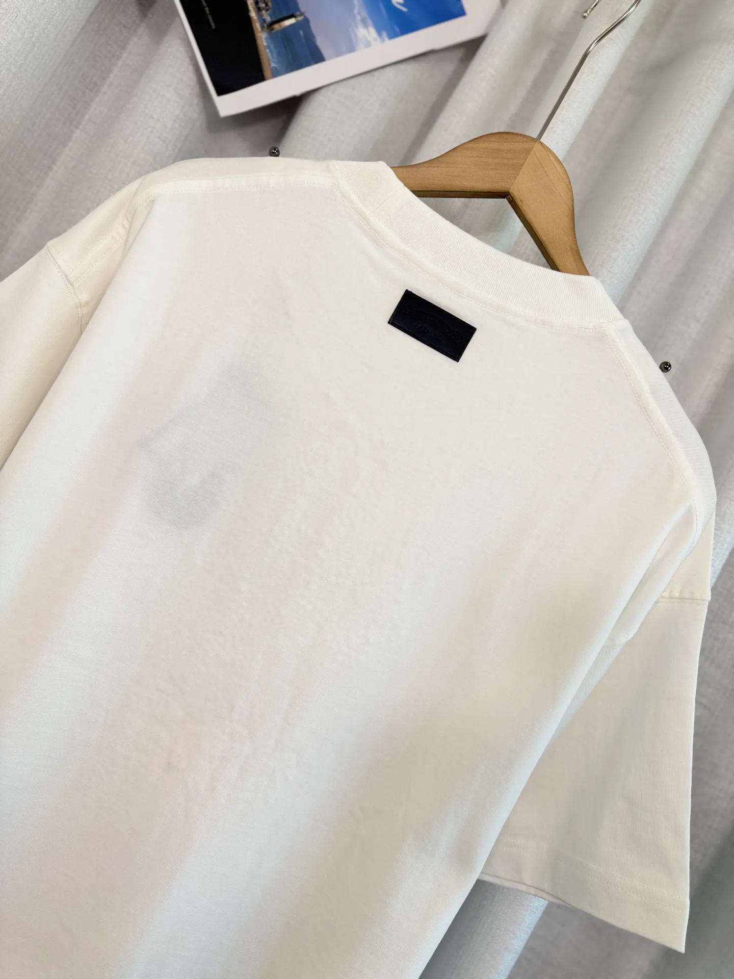P210 ch high version Chrome Hearts 2025 spring and summer new horseshoe cross printed pearl compass short-sleeved T-shirt, fabric: 26 double yarns, 320 grams weight, pearl necklace Printing process: pearl necklace Color: black white Size: S M L XL Style number: 5168